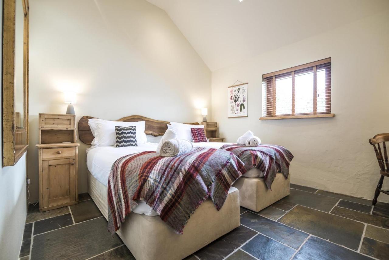 Lavender - Luxurious Barn Conversion - Blossom Farm Johnston Esterno foto