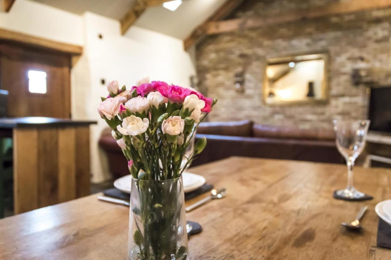 Lavender - Luxurious Barn Conversion - Blossom Farm Johnston Esterno foto
