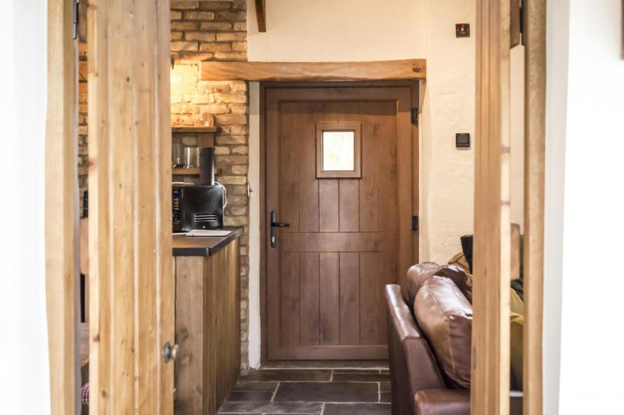 Lavender - Luxurious Barn Conversion - Blossom Farm Johnston Esterno foto