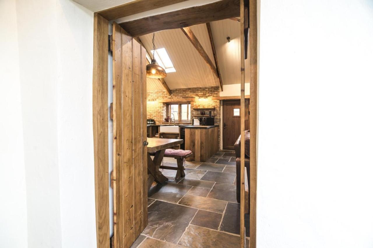Lavender - Luxurious Barn Conversion - Blossom Farm Johnston Esterno foto