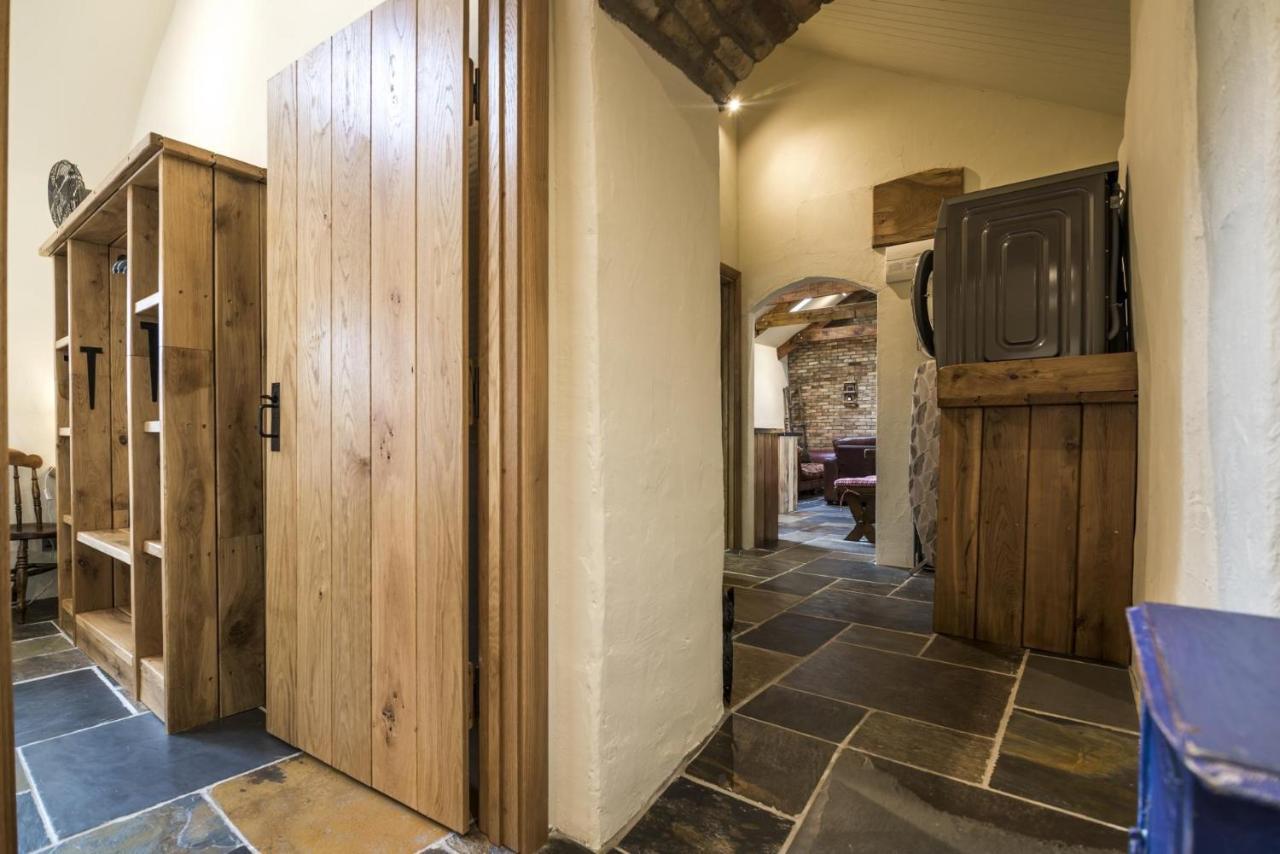 Lavender - Luxurious Barn Conversion - Blossom Farm Johnston Esterno foto