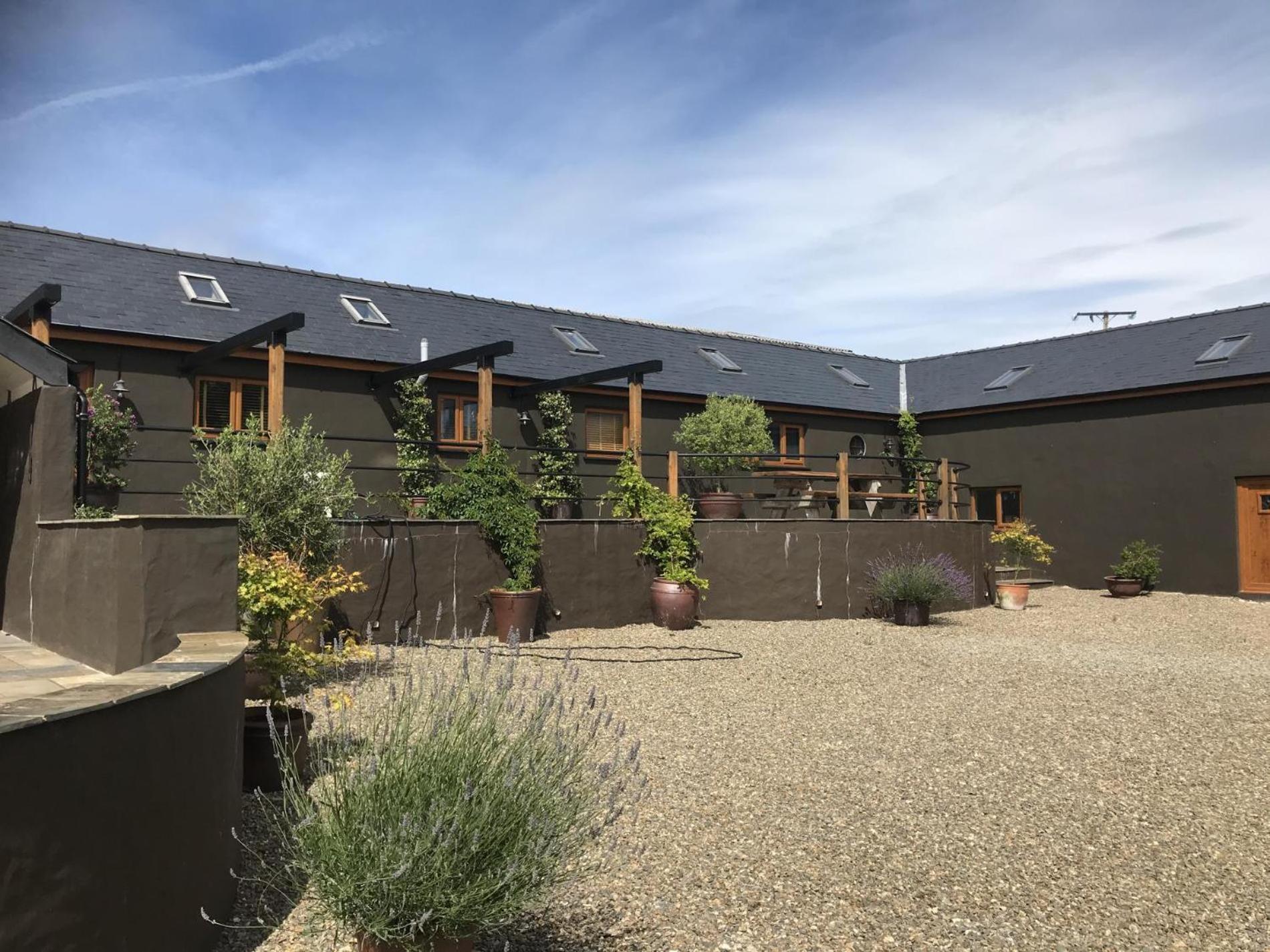Lavender - Luxurious Barn Conversion - Blossom Farm Johnston Esterno foto
