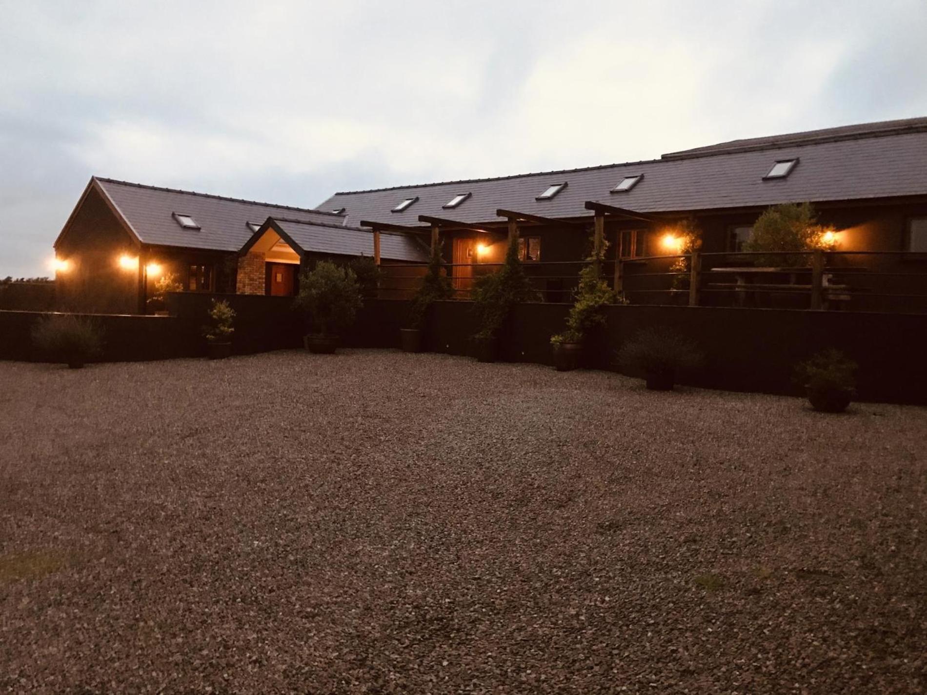 Lavender - Luxurious Barn Conversion - Blossom Farm Johnston Esterno foto